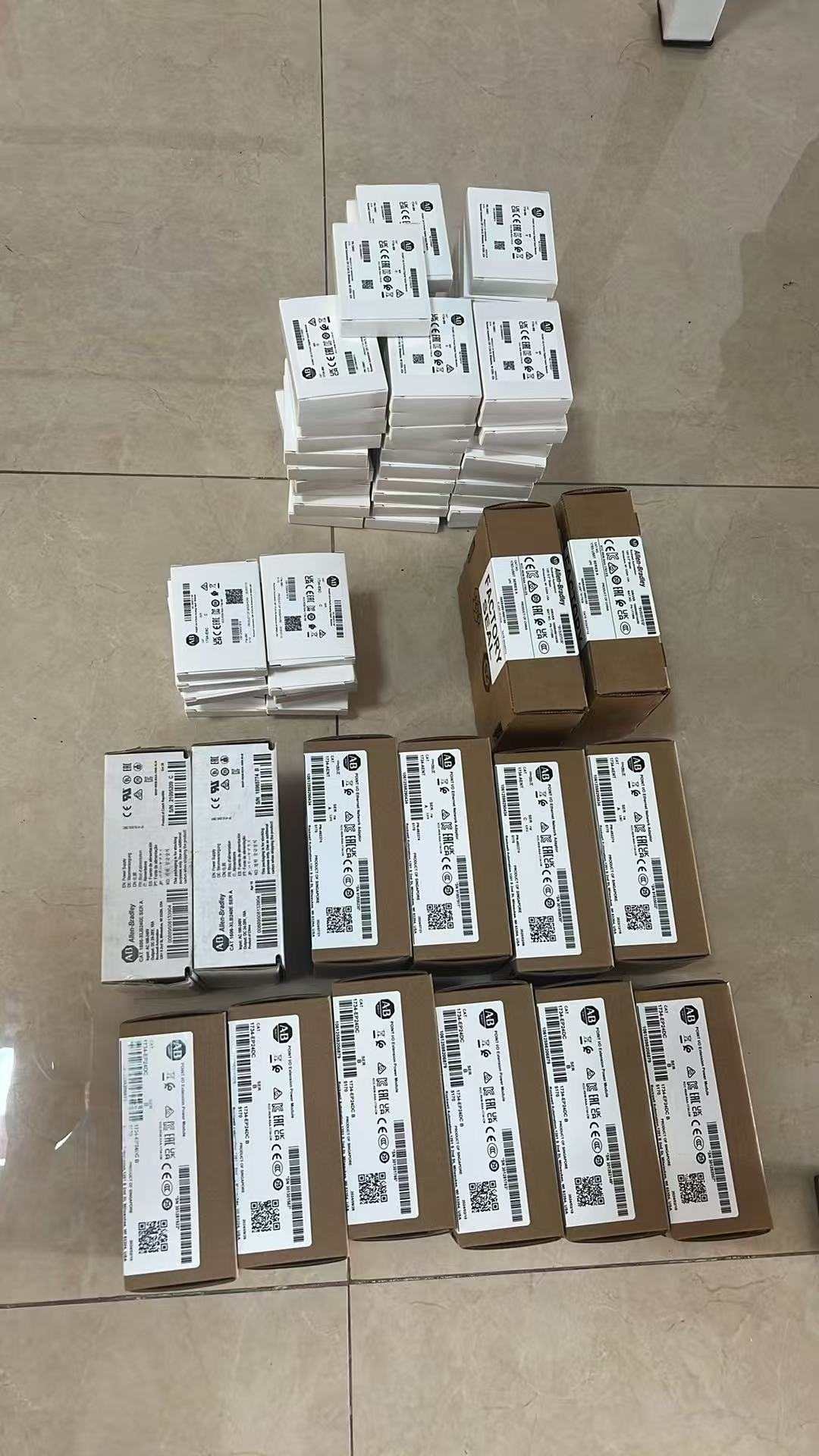 Allen Bradley 2711P-K12C6D1
